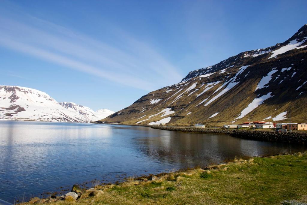 Comfy Guesthouse Westfjords Sudureyri Exterior foto