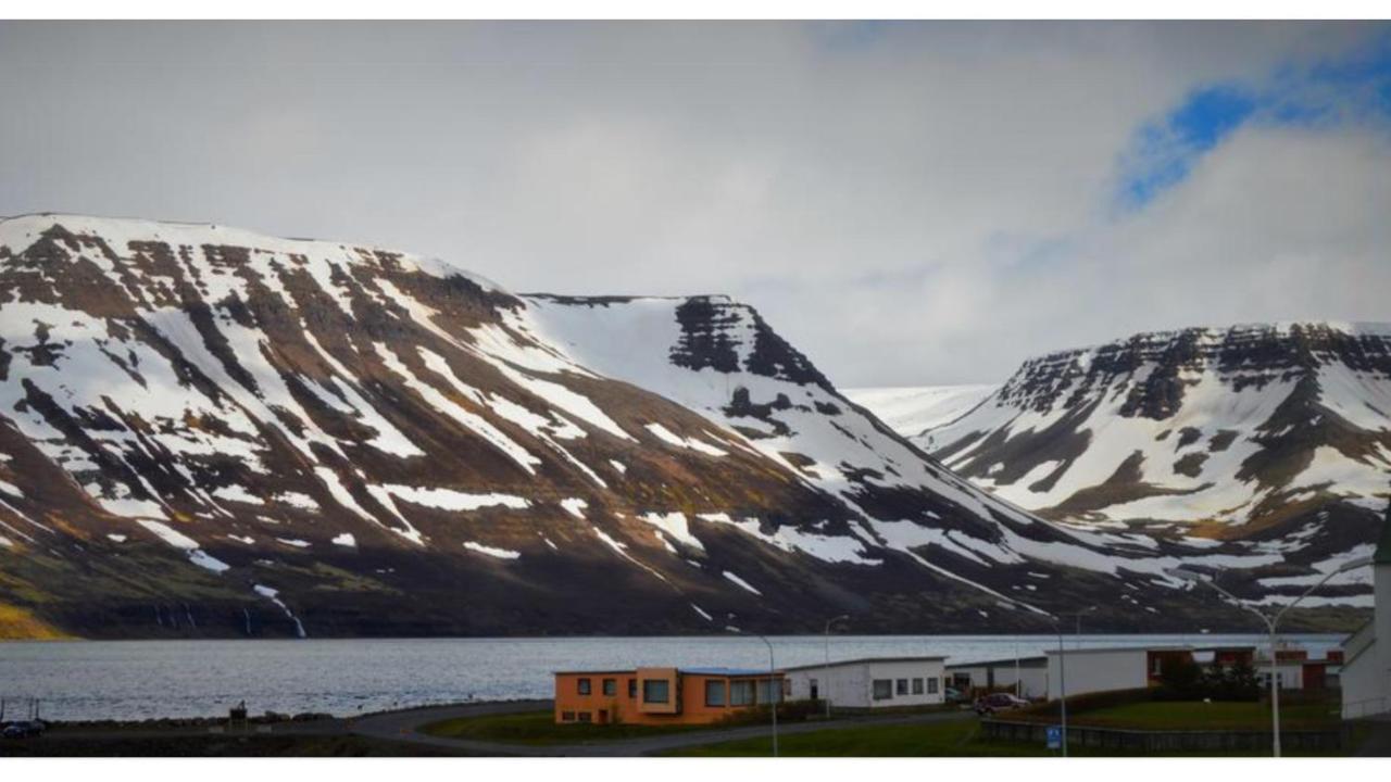 Comfy Guesthouse Westfjords Sudureyri Exterior foto